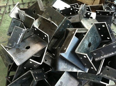 專業(yè)生產(chǎn)可調(diào)節(jié)支架 滄州銳鉑機(jī)械制品的金屬加工優(yōu)勢(shì)